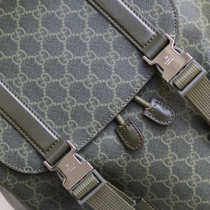 Gucci GG リュック GGスプリーム ブラック 792080 サイズ:46x35x12cm