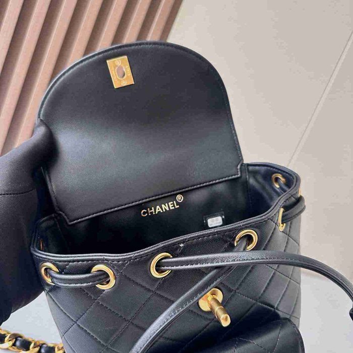 Chanel ヴィンテージ リュック ラムレザー ブラック A2210 サイズ:21x20.5x10cm
