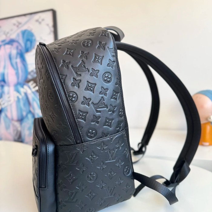 Louis Vuitton レーサー リュック オールレザー ブラック M46109 サイズ:41x33x18cm