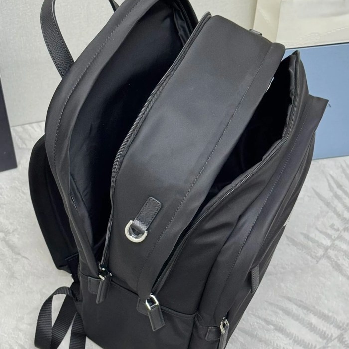 Prada クラシック リュック クロスカーフレザー ブラック 2VH048 サイズ:43.5x31x20cm