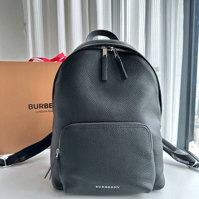 Burberry 最新作 シャーリングカーフスキン リュック オールレザー ブラック 891173 サイズ:40x29x15cm
