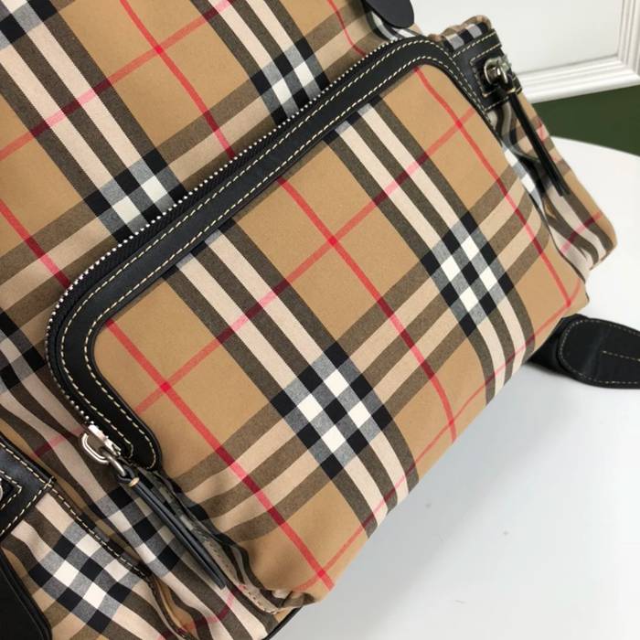 Burberry ヴィンテージタータンチェック リュック タータンチェック ブラウン 4711 サイズ:42x28cm
