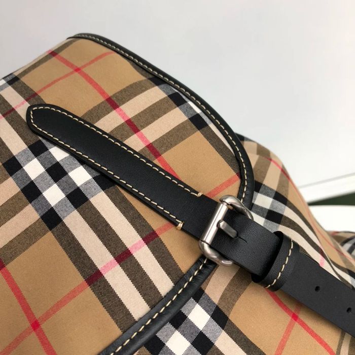 Burberry ヴィンテージタータンチェック リュック タータンチェック ブラウン 4711 サイズ:42x28cm