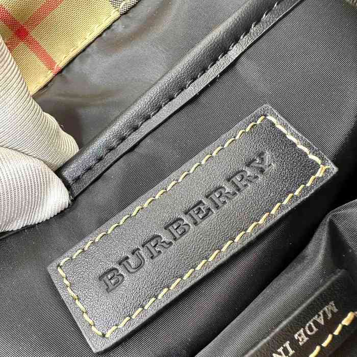 Burberry 3WAY リュック ナイロン ブラック 9701 サイズ:26x16cm
