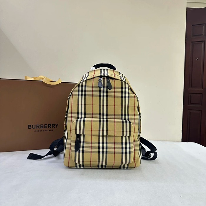 Burberry 最新タータンチェック エコキャンバス リュック タータンチェック ベージュ 7491 サイズ:42.5x30.5x14.5cm