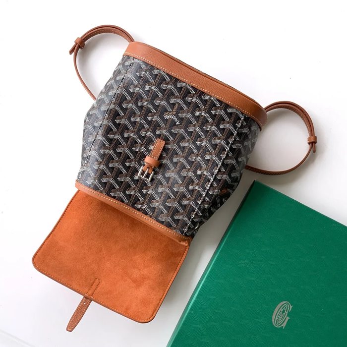 Goyard アルピン ミニリュック ボタンタイプ ブラウン MAE8400 サイズ:23x19x9.5cm