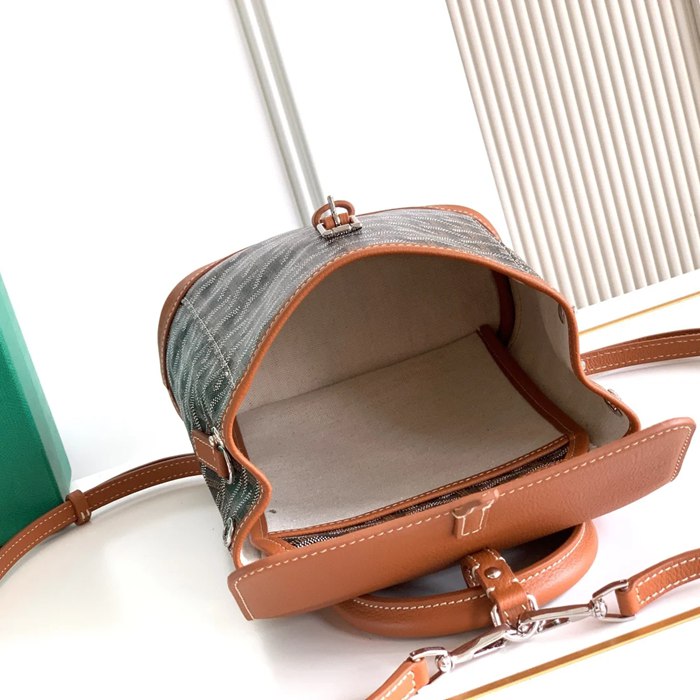 Goyard アルピン ミニリュック ボタンタイプ ブラウン MAE8400 サイズ:23x19x9.5cm