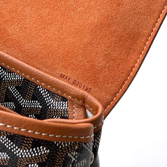 Goyard アルピン ミニリュック ボタンタイプ ブラウン MAE8400 サイズ:23x19x9.5cm