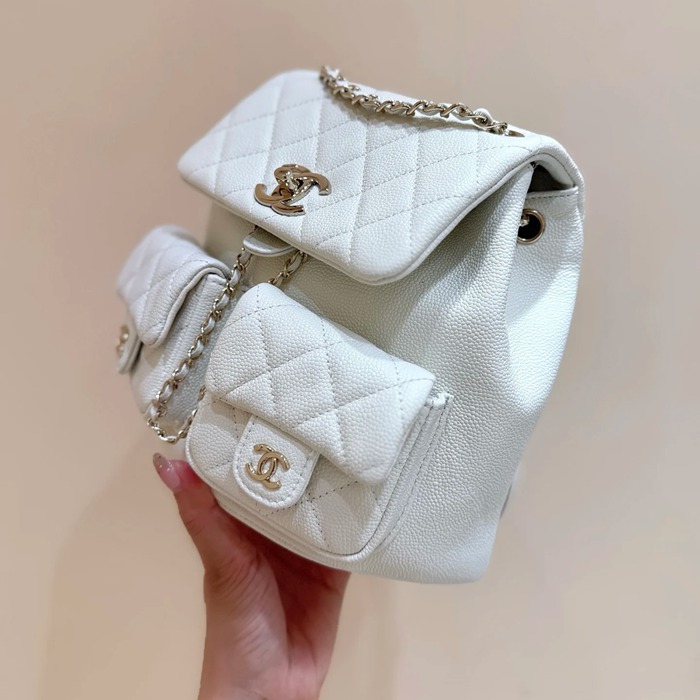 Chanel デュマ フロッグ リュック ピーカボレザー ブラック 3787 サイズ:17.5x16.5x10cm