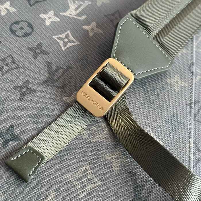 Burberry クリストファー MM リュック カモフラージュ グリーン M27080 サイズ:44x38x12.5cm