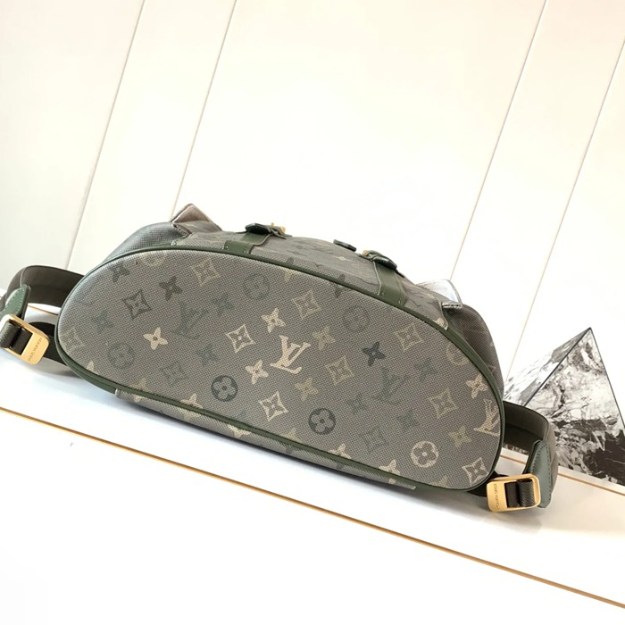 Louis Vuitton クリストファー MM リュック カモフラージュ カーキ M27080 サイズ:44x38x12.5cm