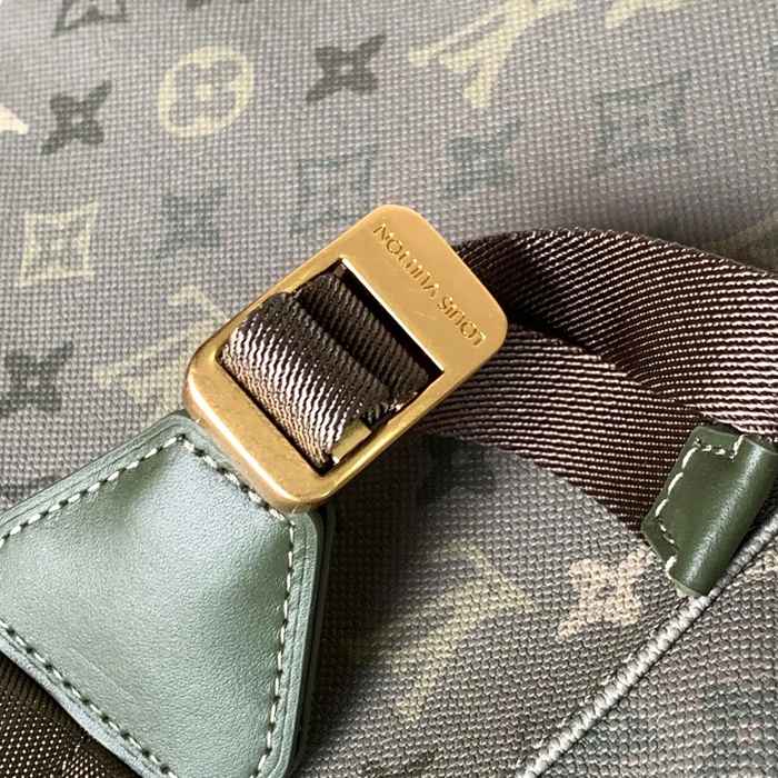 Louis Vuitton クリストファー MM リュック カモフラージュ カーキ M27080 サイズ:44x38x12.5cm