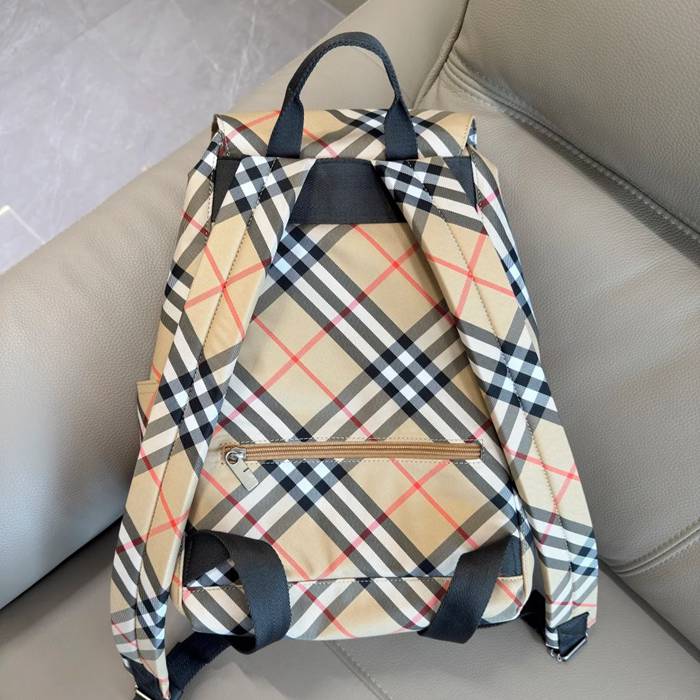 Burberry 最新タータンチェック リュック タータンチェック サンド 4831 サイズ:40x27x17cm
