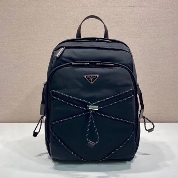 Prada リュック ナイロン ブラック 2VZ122 サイズ:42x29x14cm