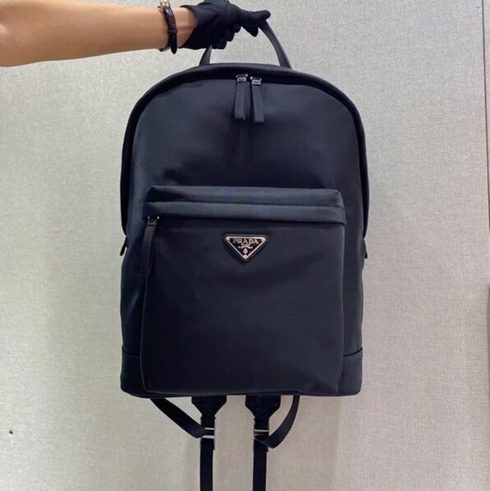 Prada リュック サフィアーノレザー ブラック 0382 サイズ:39x29x16cm