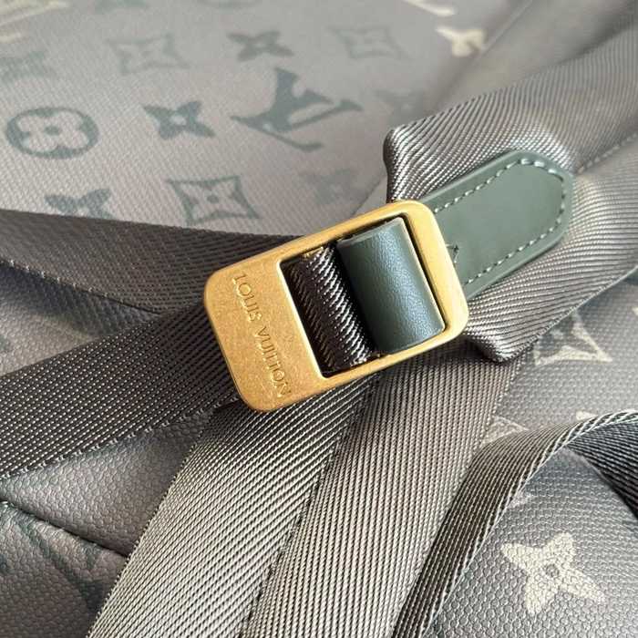 Louis Vuitton ディスカバリー PM リュック カモフラージュ カラフル M29769 サイズ:40x30x20cm