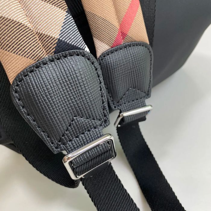 Burberry クラシックタータンチェック ショルダーストラップ リュック タータンチェック ブラウン 8911 サイズ:40x29x15cm