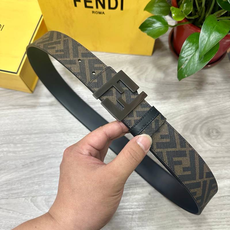 フェンディ メンズ ベルト 両面用 4.0cm フェンディ メンズ ベルト 両面用 4.0cm