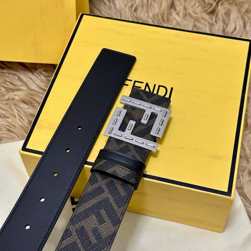 フェンディ メンズ ベルト 両面用 4.0cm
