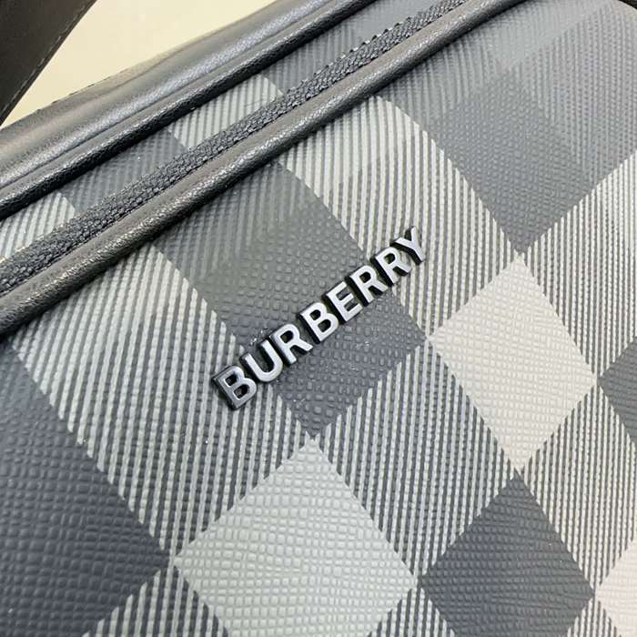 BURBERRY 3481 グレー斜め掛け サイズ:22.5x16cm
