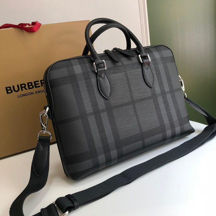 BURBERRY 8841 スモークチェックブリーフケース サイズ:37x27x5.5cm
