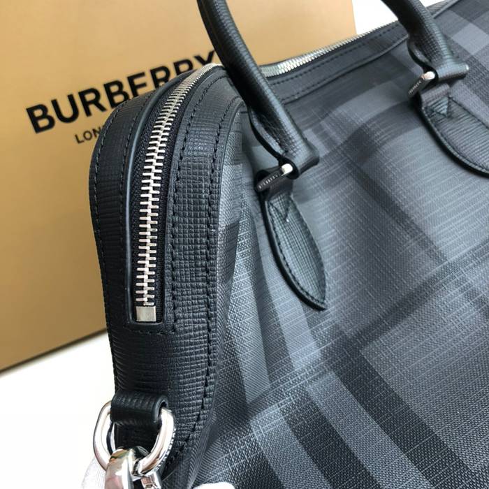 BURBERRY 8841 スモークチェックブリーフケース サイズ:37x27x5.5cm
