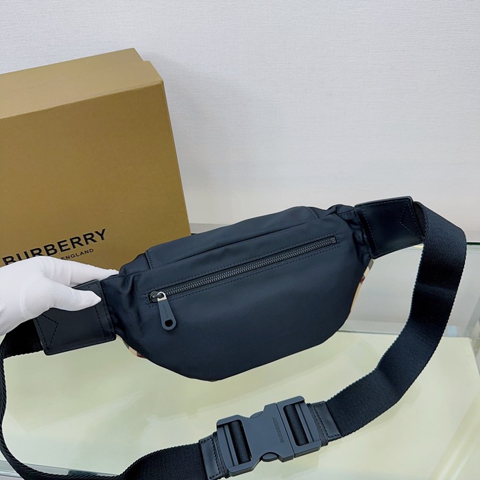 BURBERRY ナイロンウエストバッグ サイズ:31x17cm