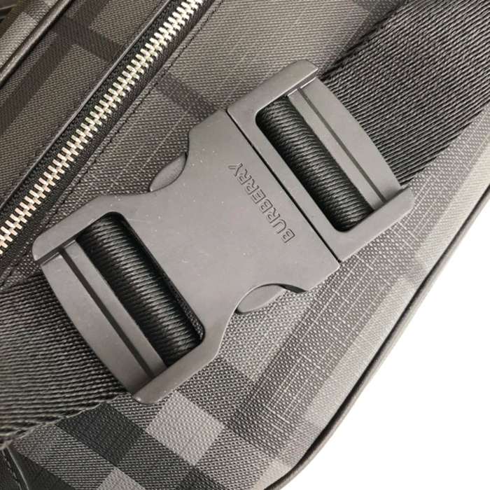 BURBERRY 5211 ロンドンチェックウエストバッグ サイズ:31x16x7.5cm