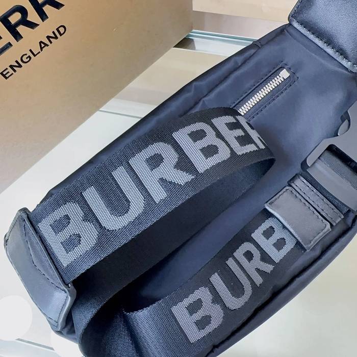 BURBERRY TBロゴウエストバッグ サイズ:31x14cm