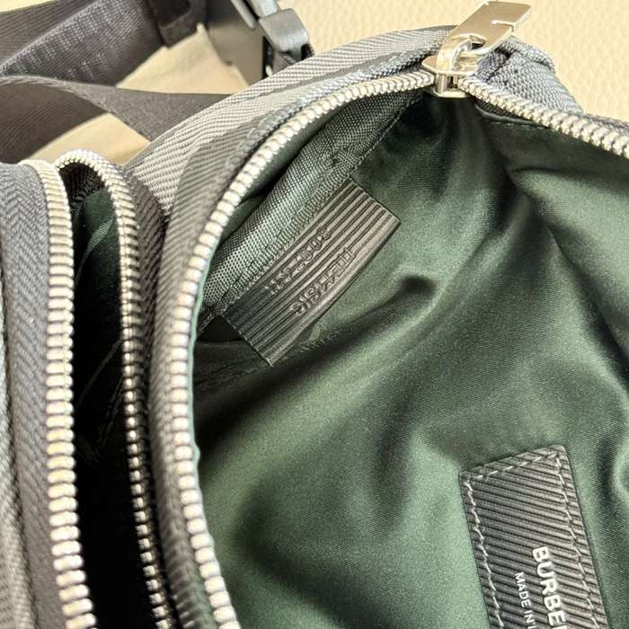 BURBERRY 3561 最新チェックウエストバッグ サイズ:27x14cm
