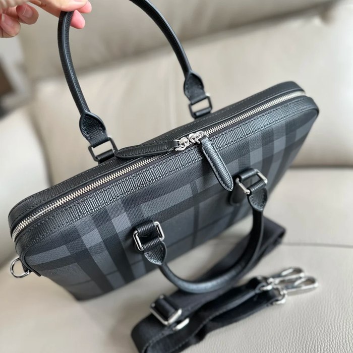 BURBERRY 884155 スモークチェックブリーフケース サイズ:37x27x5.5cm