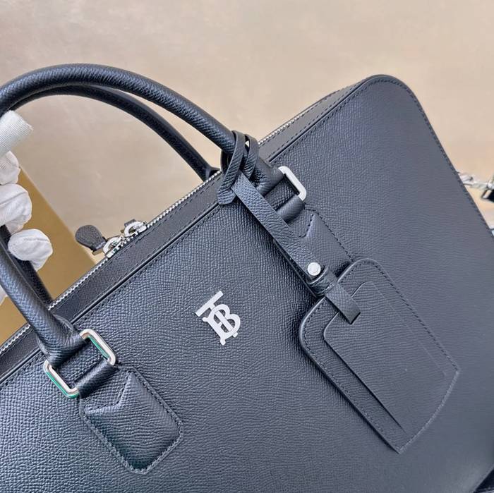 BURBERRY 8121 粒紋牛皮ブリーフケース サイズ:37.5x27cm