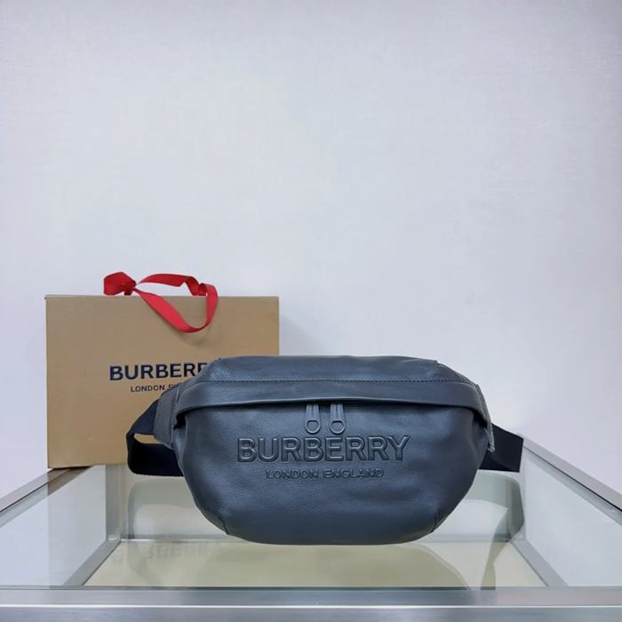 BURBERRY 3481 粒紋レザーウエストバッグ サイズ:31x16x7.5cm BURBERRY 3481 粒紋レザーウエストバッグ サイズ:31x16x7.5cm