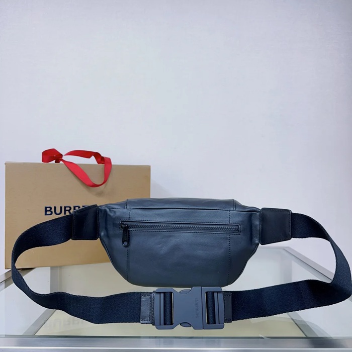 BURBERRY 3481 粒紋レザーウエストバッグ サイズ:31x16x7.5cm