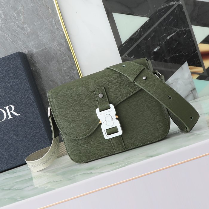 DIOR サドルメッセンジャー 粒面牛皮革 カーキ サイズ:23x18cm DIOR サドルメッセンジャー 粒面牛皮革 カーキ サイズ:23x18cm