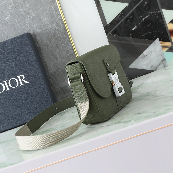 DIOR サドルメッセンジャー 粒面牛皮革 カーキ サイズ:23x18cm
