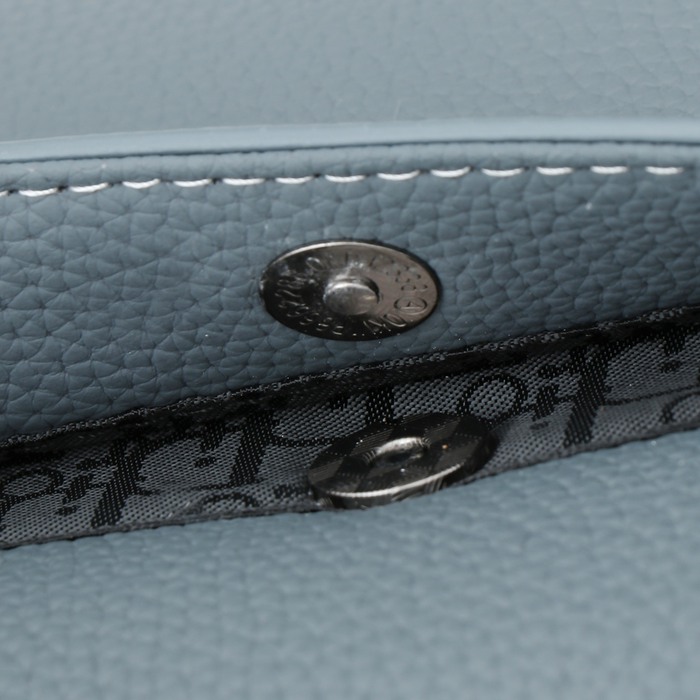 DIOR サドルメッセンジャー 粒面牛皮革 深灰 サイズ:23x17.5cm