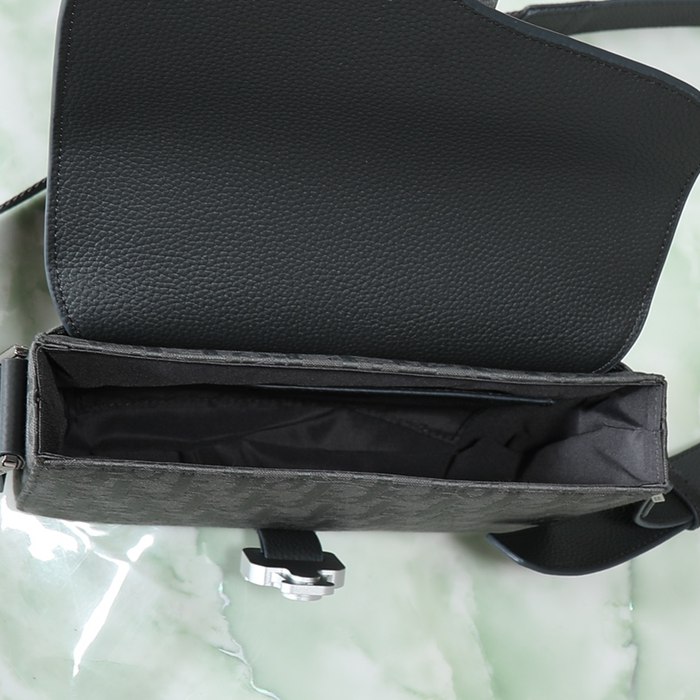 DIOR サドルメッセンジャー オブリーク 煤灰 サイズ:23x17.5cm