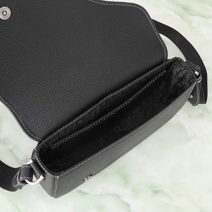 DIOR サドルメッセンジャー 粒面牛皮革 サイズ:24x16.5x5.5cm