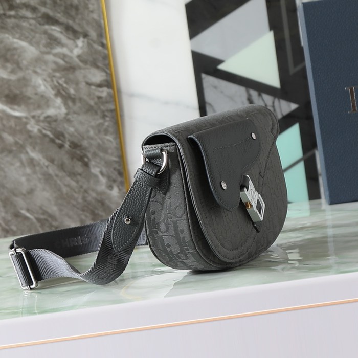 DIOR サドルメッセンジャー オブリーク 煤灰 サイズ:24x16x5.5cm