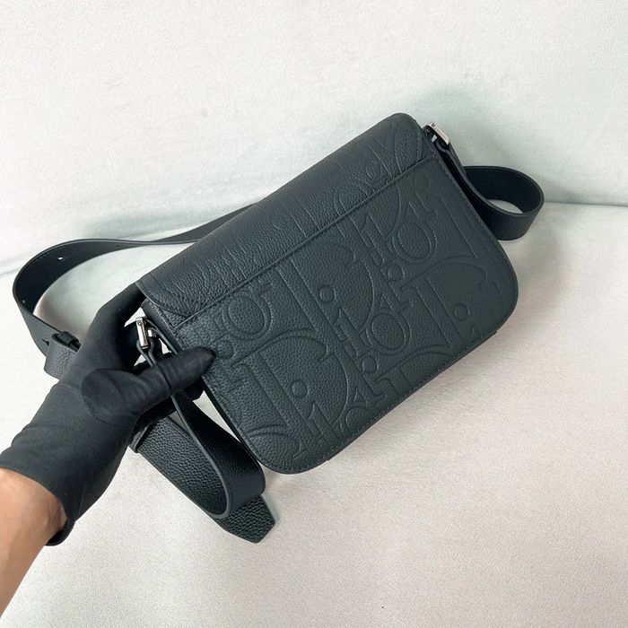DIOR ヒットザロードオールレザーフラップメッセンジャー グラビティ サイズ:23x17.5cm