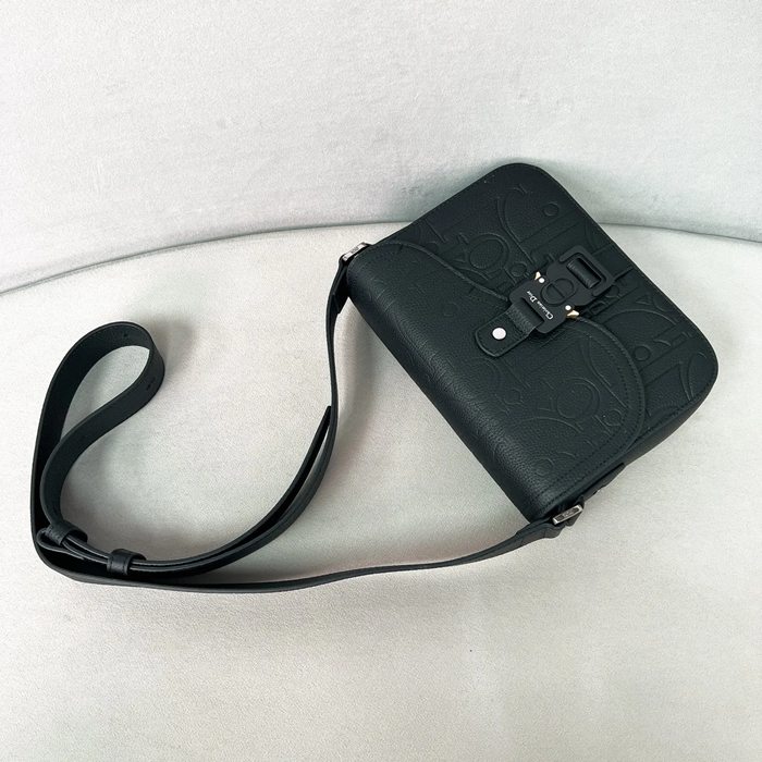 DIOR ヒットザロードオールレザーフラップメッセンジャー グラビティ サイズ:23x17.5cm