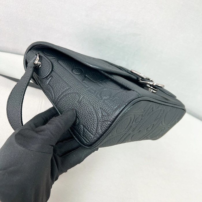 DIOR デイリーフラップメッセンジャー グラビティ ブラック サイズ:28x18x9.5cm