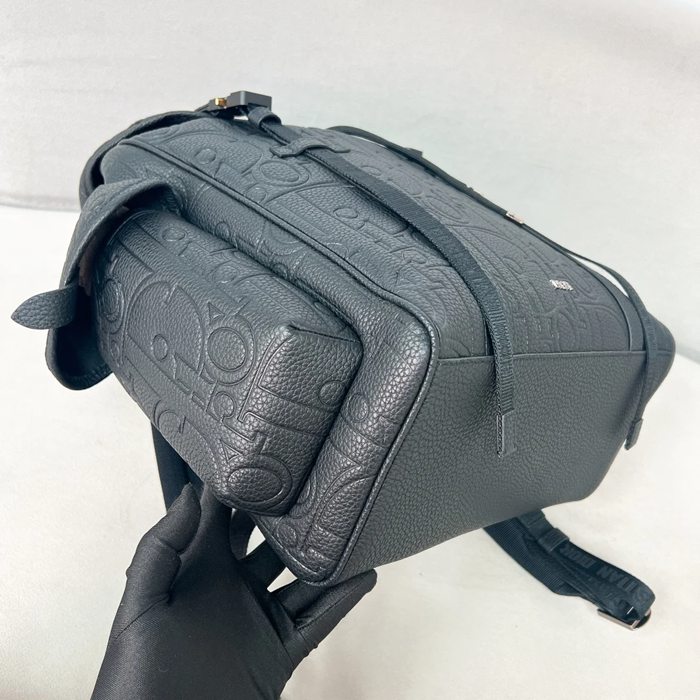 DIOR ヒットザロードオールレザーリュック グラビティ サイズ:43x43x18cm
