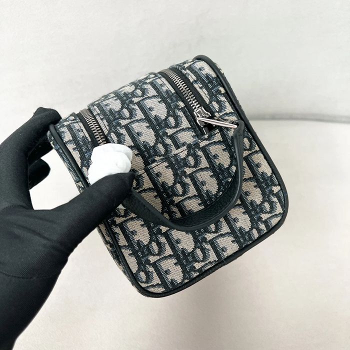 DIOR キャンバス洗面ポーチ モノグラム サイズ:24.5x14.5x13cm