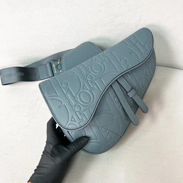 DIOR グラビティオールレザーサドルバッグ グレー サイズ:27x5cm DIOR グラビティオールレザーサドルバッグ グレー サイズ:27x5cm