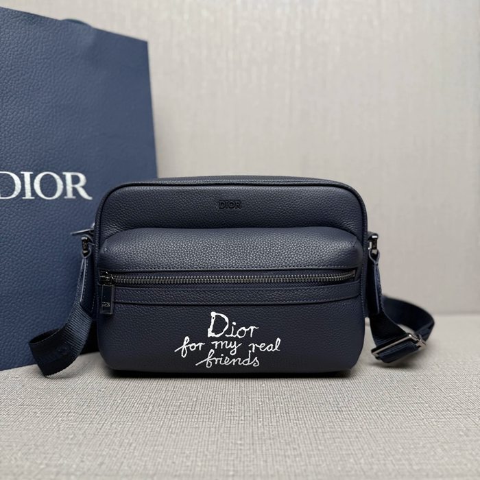 DIOR ジップメッセンジャー ライダー2.0 サイズ:23x17x7.5cm DIOR ジップメッセンジャー ライダー2.0 サイズ:23x17x7.5cm