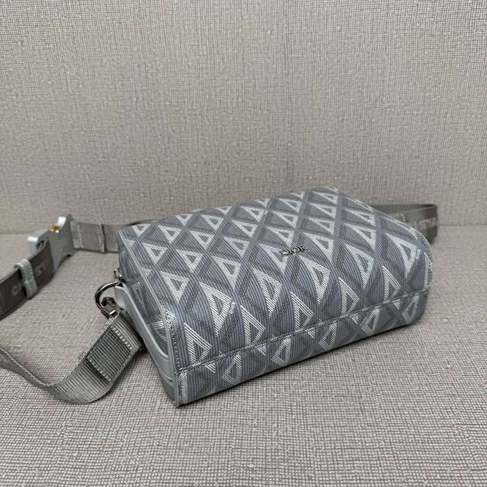 DIOR ジップメッセンジャー リンゴット サイズ:22x15cm