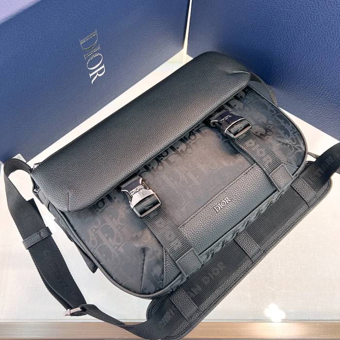 DIOR メンズモノグラムメッセンジャー エクスプローラー サイズ:31x21cm