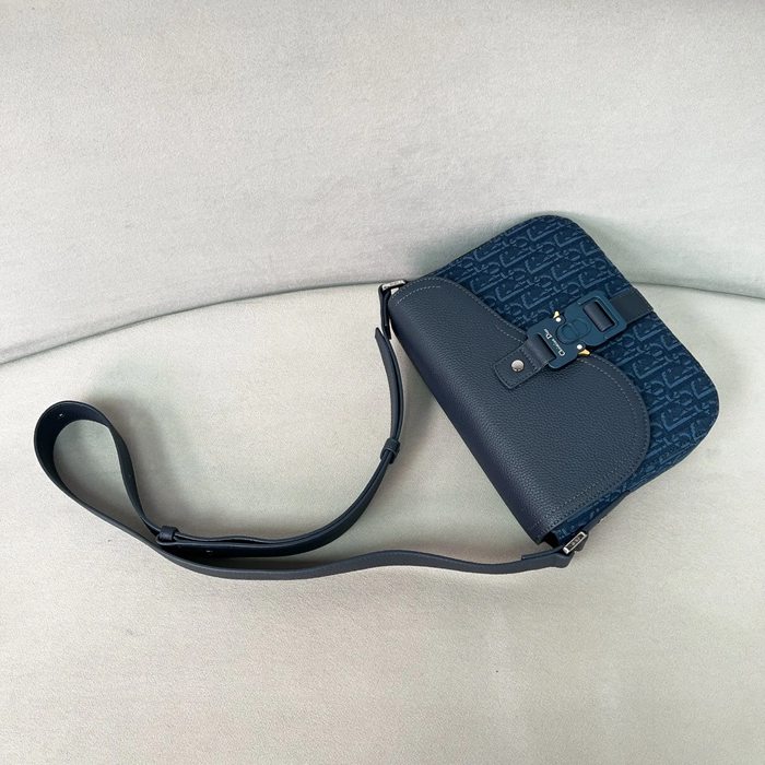 DIOR サドルメッセンジャー 小 サイズ:23x18cm